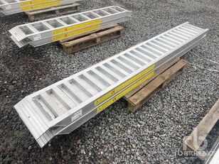 new Aluminum  loading dock ramp