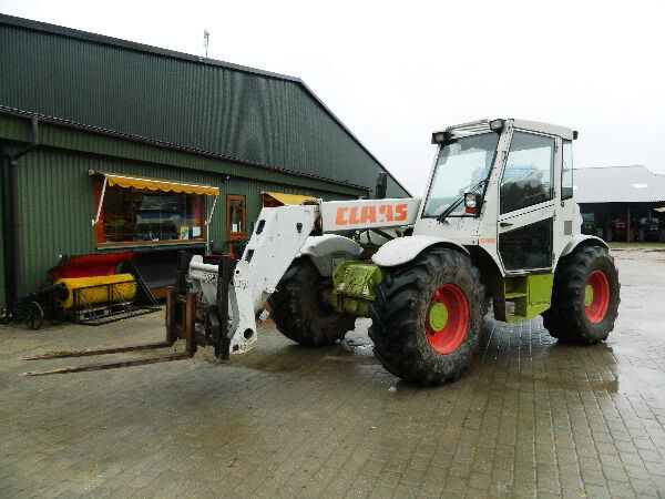 Claas Ranger 975 telehandler